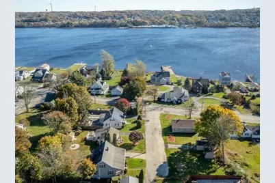 30 Gray St, Somerset, MA 02726 - Photo 6