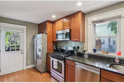 15-17 Colby St, Medford, MA 02155 - Photo 10