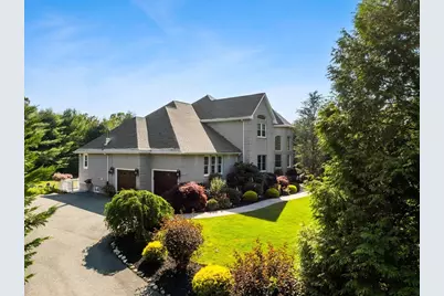 1276 Old Fall River Rd, Dartmouth, MA 02747 - Photo 4