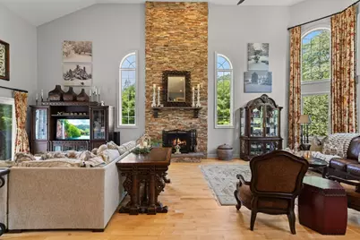 1276 Old Fall River Rd, Dartmouth, MA 02747 - Photo 20