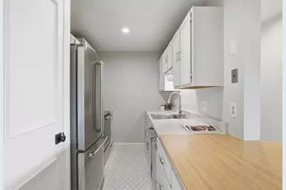 2130 Massachusetts Ave #6D, Cambridge, MA 02140 - Photo 6