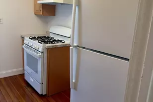 64 Larch St, Boston, MA 02135 - Photo 6