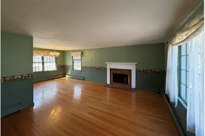 125 Brookfield Rd, Sturbridge, MA 01518 - Photo 4