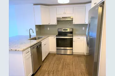 1321 Worcester Rd #Unit 607, Framingham, MA 01701 - Photo 4