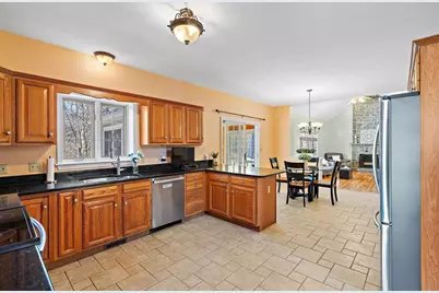 15 Winterberry Dr, Franklin, MA 02038 - Photo 8