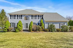 15 Winterberry Dr, Franklin, MA 02038 - Photo 1