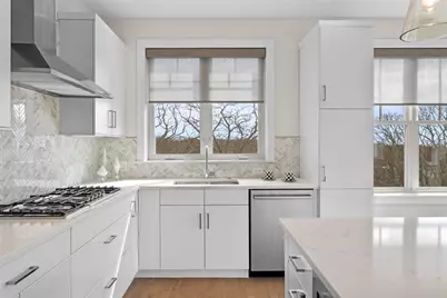 71 Greenwood Avenue #202, Swampscott, MA 01907 - Photo 6