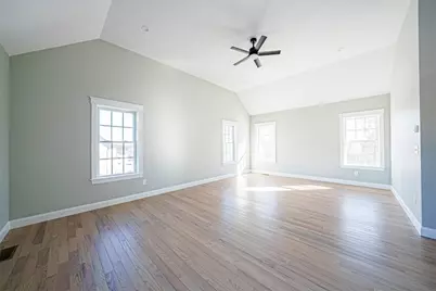 99 W River St, Upton, MA 01568 - Photo 20