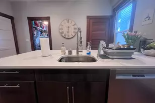 181 M St, Boston, MA 02127 - Photo 4