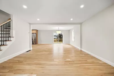 33 Donahue Way, Stoughton, MA 02072 - Photo 4