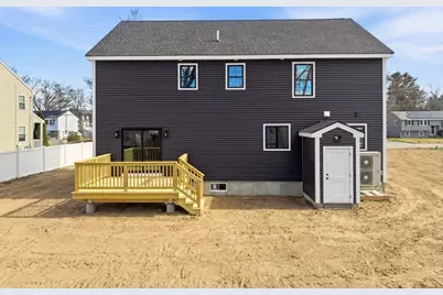 33 Donahue Way, Stoughton, MA 02072 - Photo 2