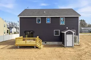 33 Donahue Way, Stoughton, MA 02072 - Photo 2