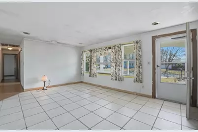 25 Courtfield Drive, Brockton, MA 02302 - Photo 12