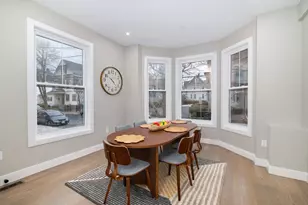 13 Arlington St, Somerville, MA 02145 - Photo 8