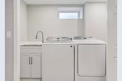 19 Auriga Street, Boston, MA 02122 - Photo 24