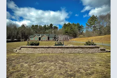 85 Verde Dr, Greenfield, MA 01301 - Photo 2