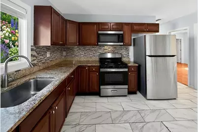 247 Pilgrim Ave #2, Worcester, MA 01604 - Photo 4