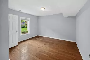 247 Pilgrim Ave, Worcester, MA 01604 - Photo 6