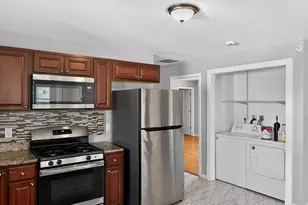 247 Pilgrim Ave, Worcester, MA 01604 - Photo 16