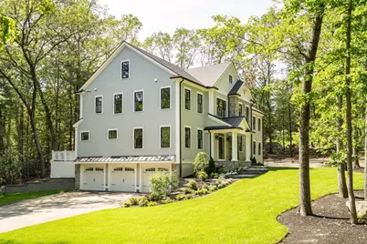 18 Heritage Dr, Lexington, MA 02420 - Photo 2