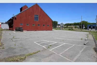 580 Gar Highway, Swansea, MA 02777 - Photo 34