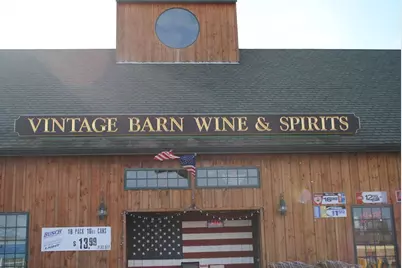 580 Gar Highway, Swansea, MA 02777 - Photo 2