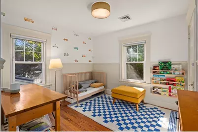 32 Charles St, Wakefield, MA 01880 - Photo 12