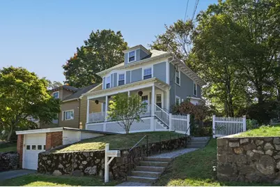 32 Charles St, Wakefield, MA 01880 - Photo 1