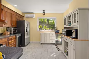 32 Charles St, Wakefield, MA 01880 - Photo 26