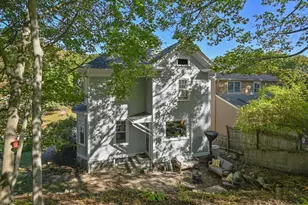 32 Charles St, Wakefield, MA 01880 - Photo 32