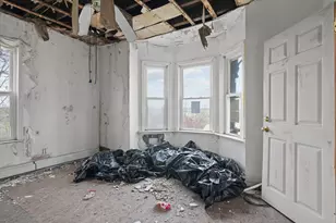 213 Weetamoe St, Fall River, MA 02720 - Photo 18