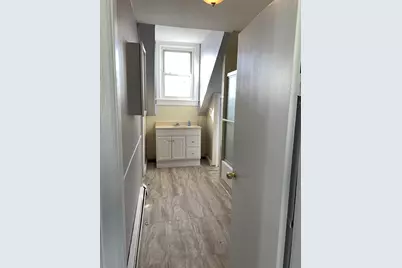 110 Capital St #3, Pawtucket, RI 02860 - Photo 8