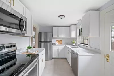 24 Hereford Road, Marblehead, MA 01945 - Photo 10