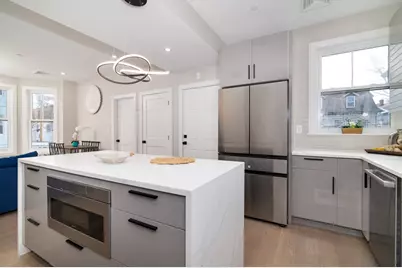 13 Arlington St #B, Somerville, MA 02145 - Photo 6