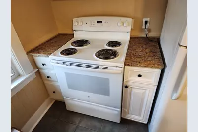 1260 Grafton St, Worcester, MA 01604 - Photo 12