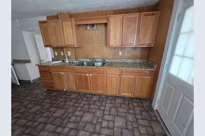 1260 Grafton St, Worcester, MA 01604 - Photo 40