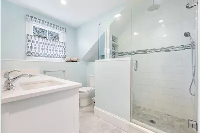 117 Baldwin St, Boston, MA 02129 - Photo 16