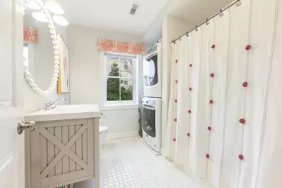 117 Baldwin St, Boston, MA 02129 - Photo 24