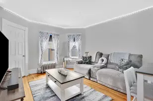 40 Laurel St, Holyoke, MA 01040 - Photo 12