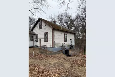 17 B St, Chelmsford, MA 01824 - Photo 2