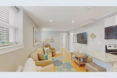 130 G Street #1, Boston, MA 02127 - Photo 4