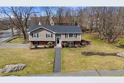 75 Whitehall Ln, Reading, MA 01867 - Photo 2