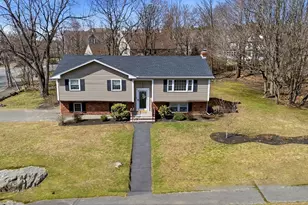 75 Whitehall Ln, Reading, MA 01867 - Photo 2