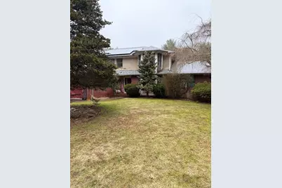 316 Walnut Plain Rd, Rochester, MA 02770 - Photo 1