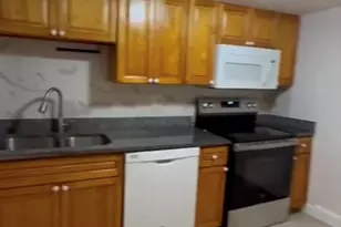 23 Myrtle St, Quincy, MA 02171 - Photo 2