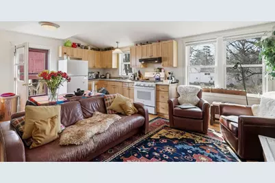 128 West St, Hadley, MA 01035 - Photo 10