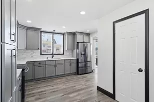 90 Newton Ave, Lynn, MA 01905 - Photo 14