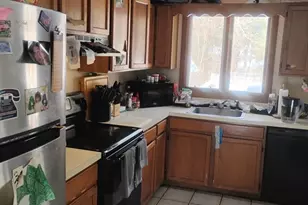 8 Tony Terrace, Bridgewater, MA 02324 - Photo 2