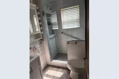 319 West, Reading, MA 01944 - Photo 8