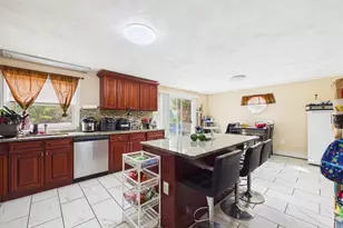 849 Crane Ave S, Taunton, MA 02780 - Photo 14